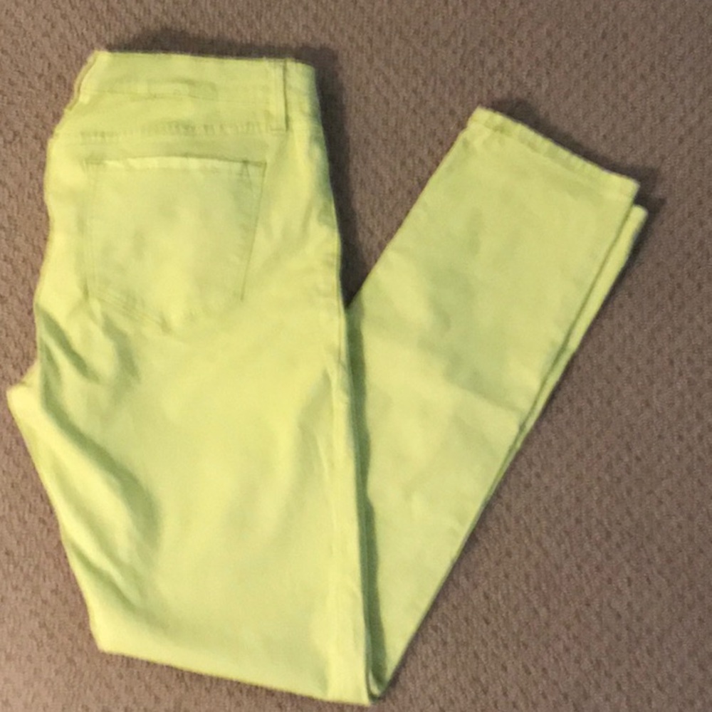 Green skinny jeans